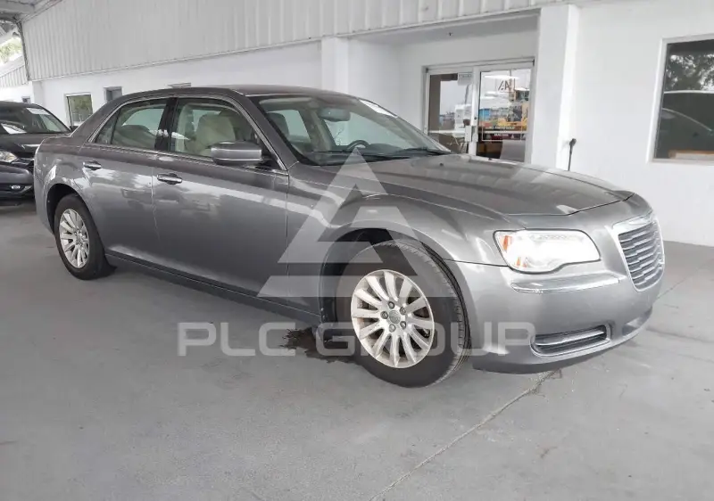 2012 Chrysler 300 фото