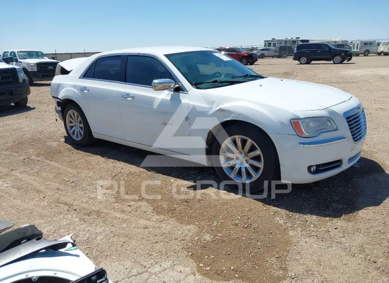 2012 Chrysler 300 photo