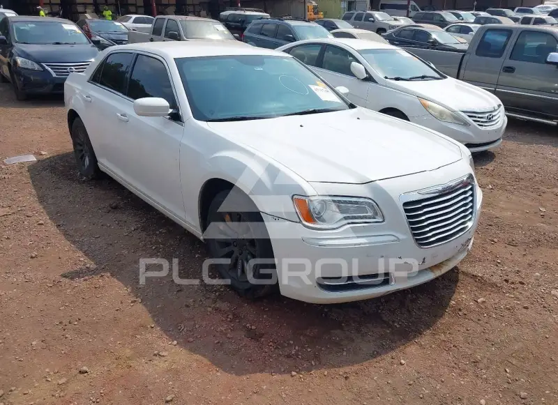 2012 Chrysler 300 фото