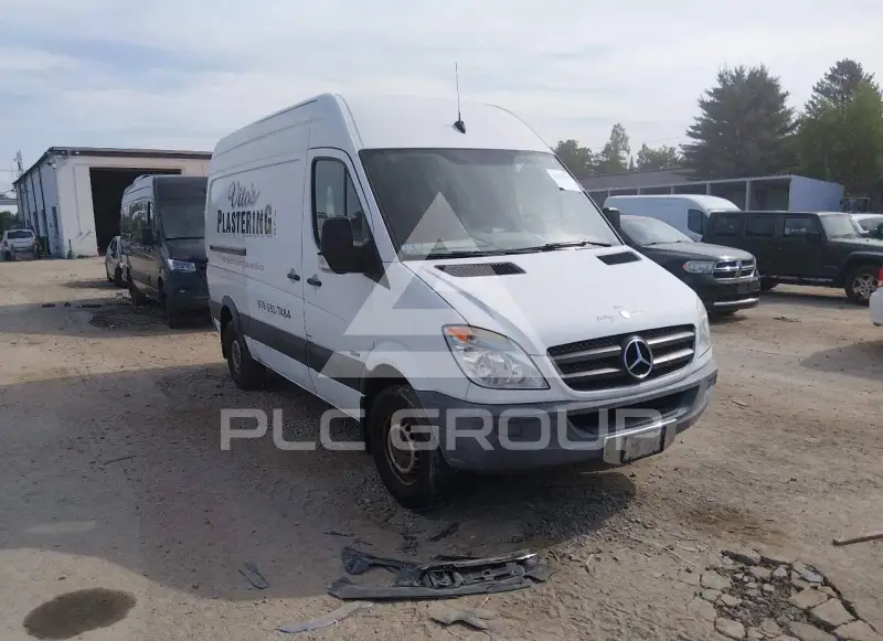 2012 Mercedes Benz Sprinter photo