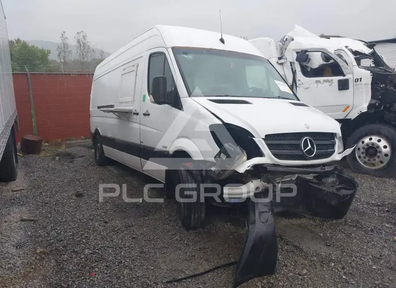 2012 Mercedes Benz Sprinter photo