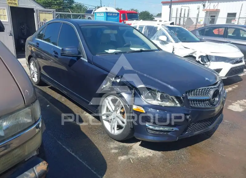 2012 Mercedes Benz C 250 photo