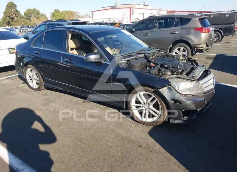 2012 Mercedes Benz C 250 фото