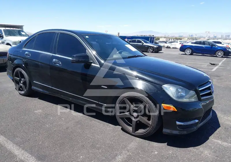 2012 Mercedes Benz C 250 фото