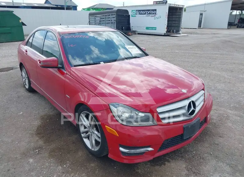 2012 Mercedes Benz C 250 фото