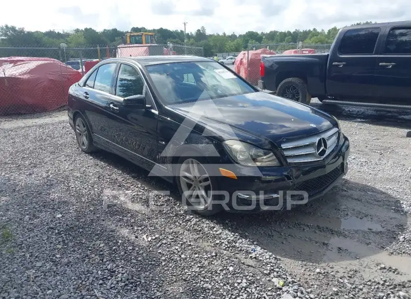 2012 Mercedes Benz C 250 фото