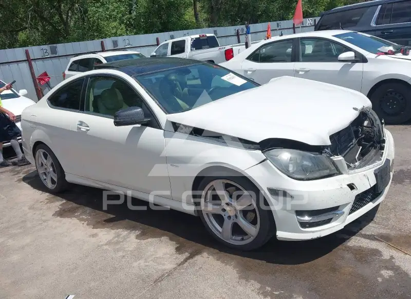 2012 Mercedes Benz C 250 photo