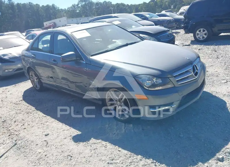 2012 Mercedes Benz C 250 фото