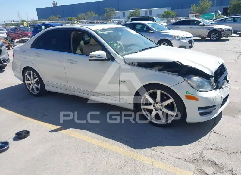2012 Mercedes Benz C 250 фото