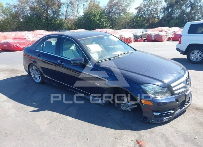 2012 Mercedes Benz C 250 фото