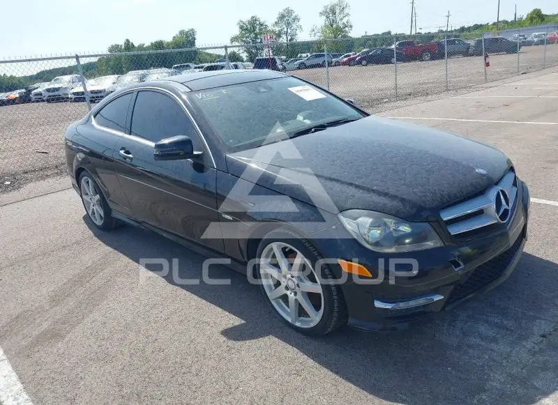 2012 Mercedes Benz C 250 фото