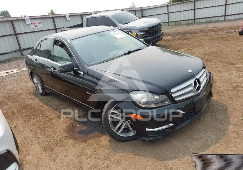 2012 Mercedes Benz C 250 фото