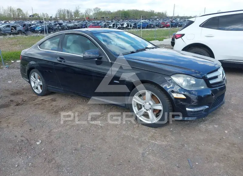 2012 Mercedes Benz C 250 фото