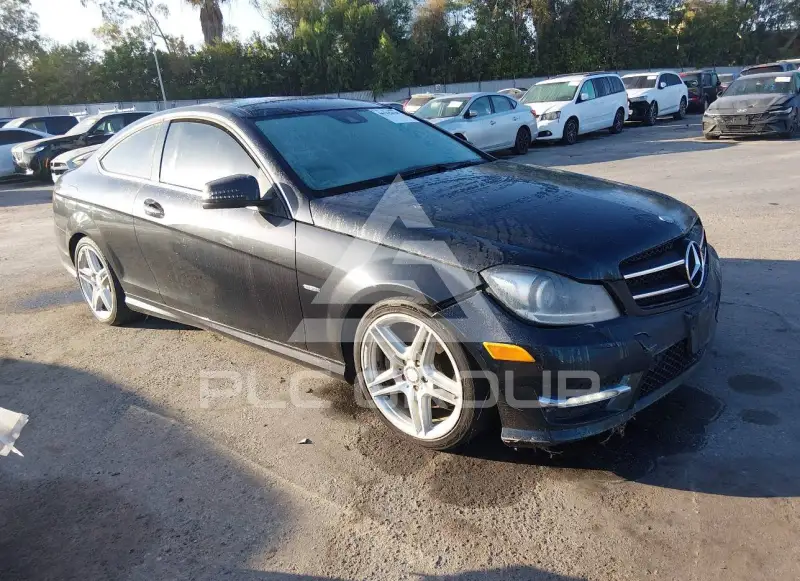 2012 Mercedes Benz C 350 photo