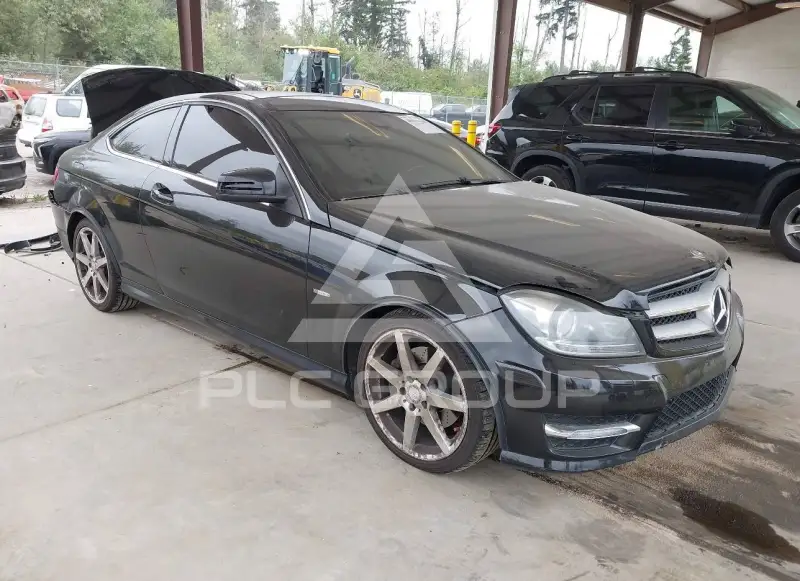 2012 Mercedes Benz C 350 фото