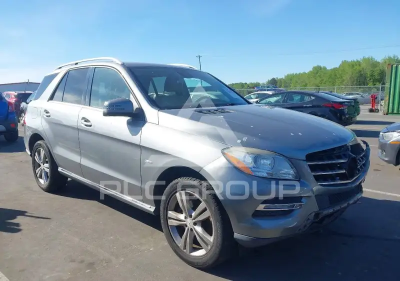 2012 Mercedes Benz ML-Class фото