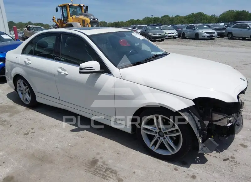2012 Mercedes Benz C 300 фото