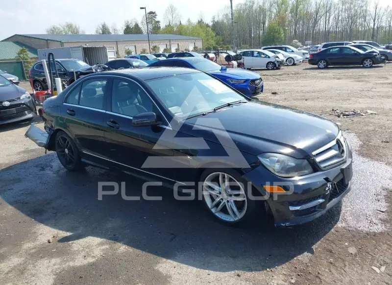 2012 Mercedes Benz C 300 photo