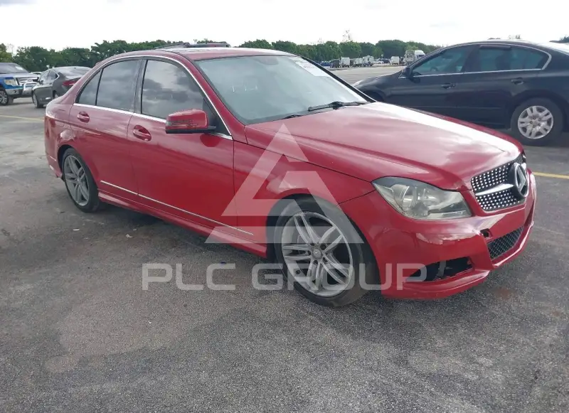 2012 Mercedes Benz C 300 фото