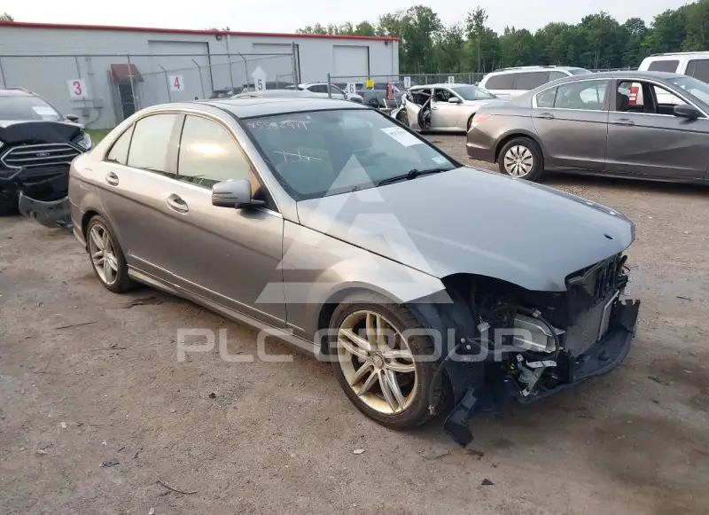 2012 Mercedes Benz C 300 photo