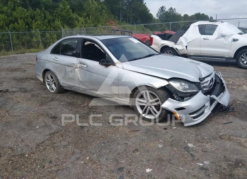 2012 Mercedes Benz C 300 photo