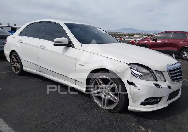 2012 Mercedes Benz E 350 фото