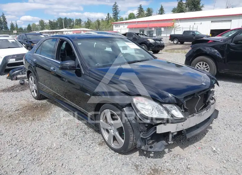 2012 Mercedes Benz E 350 фото