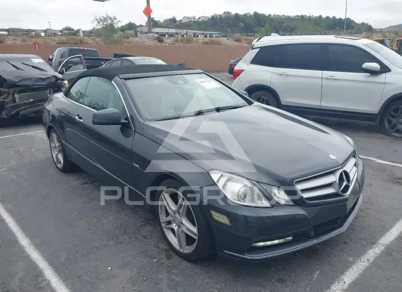 2012 Mercedes Benz E 350 фото