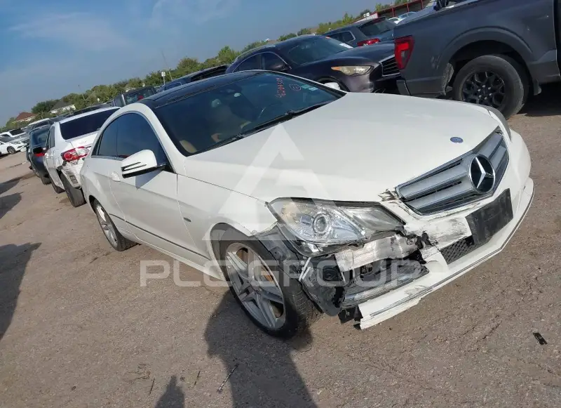 2012 Mercedes Benz E 350 фото