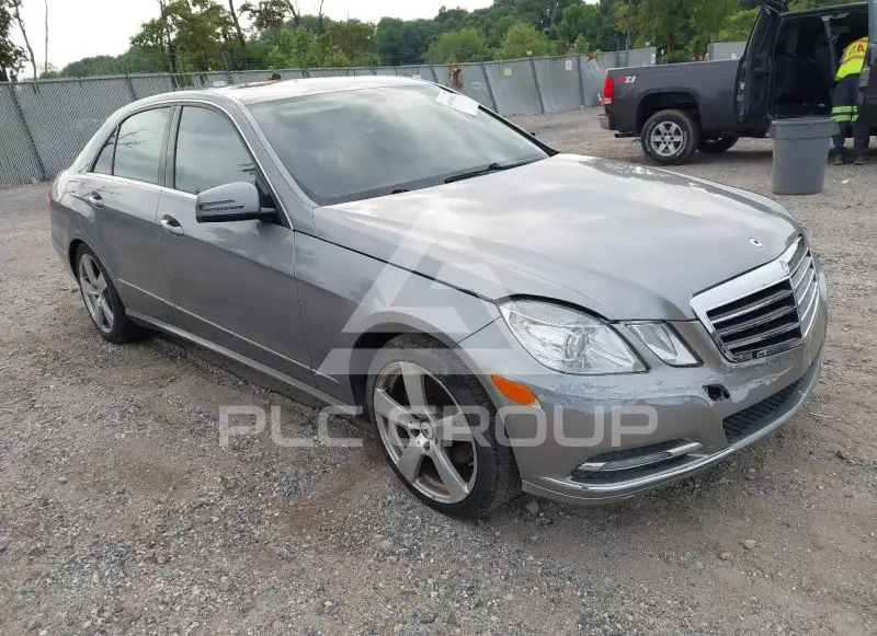 2012 Mercedes Benz E 350 photo