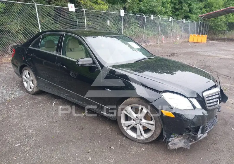 2012 Mercedes Benz E 350 фото