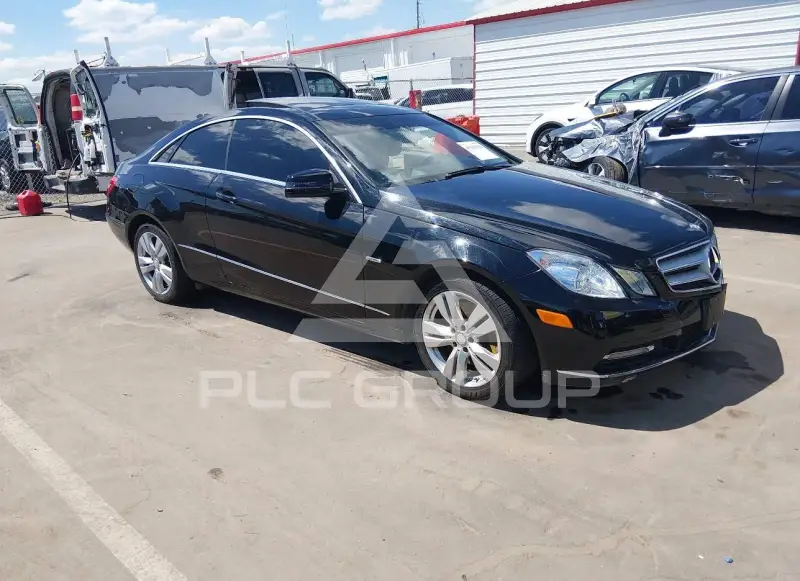 2012 Mercedes Benz E 350 фото