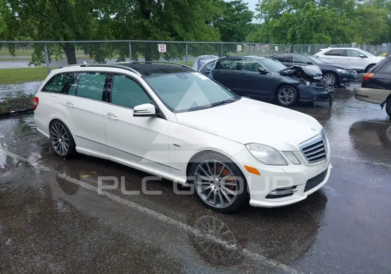 2012 Mercedes Benz E 350 photo