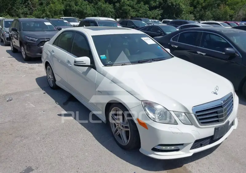 2012 Mercedes Benz E 350 фото