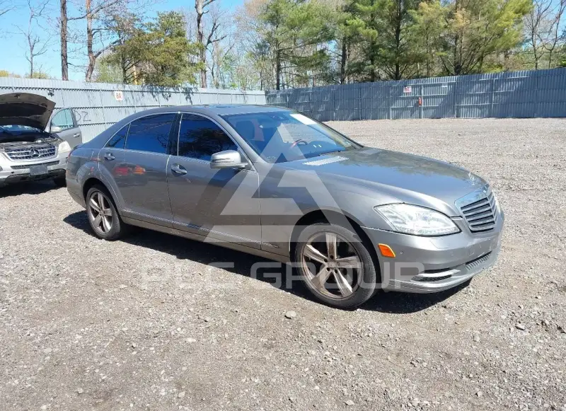 2012 Mercedes Benz S 550 фото