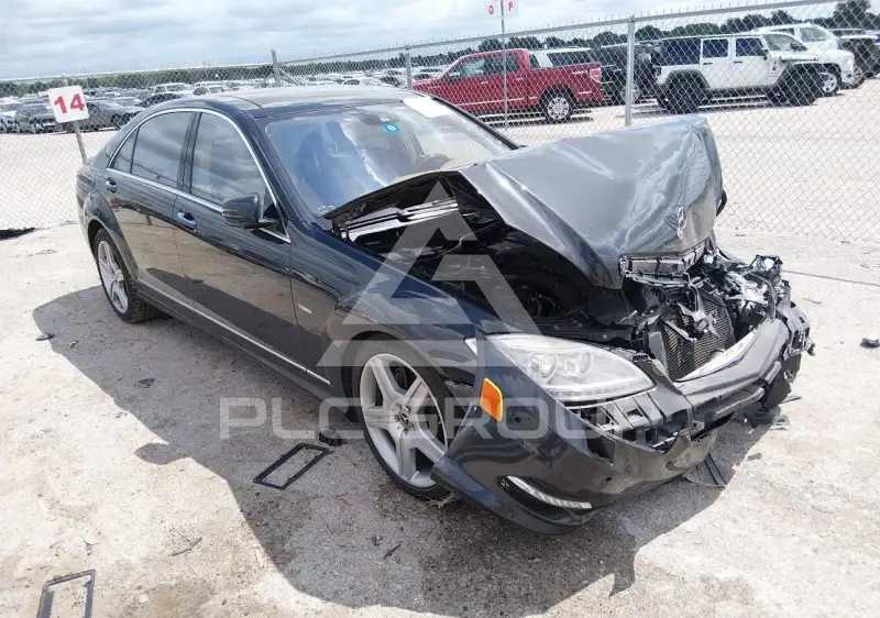 2012 Mercedes Benz S 550 фото