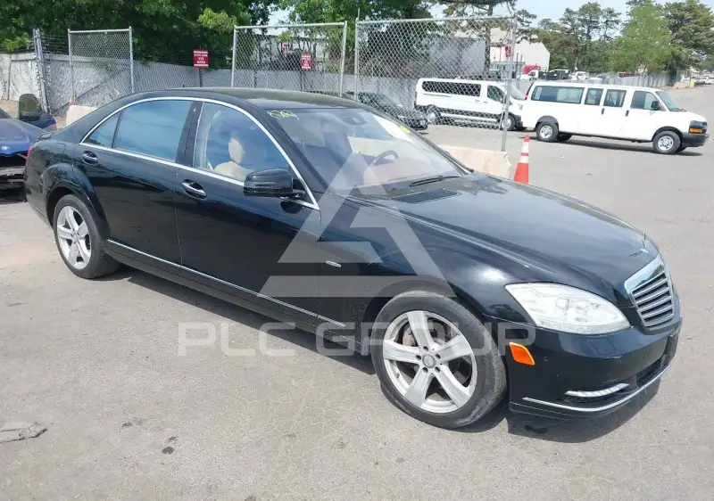 2012 Mercedes Benz S 550 photo