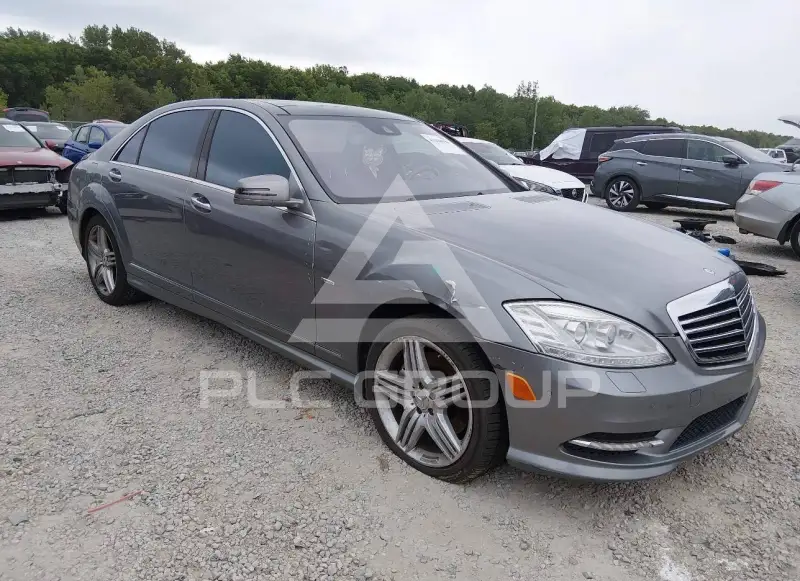 2012 Mercedes Benz S 550 фото