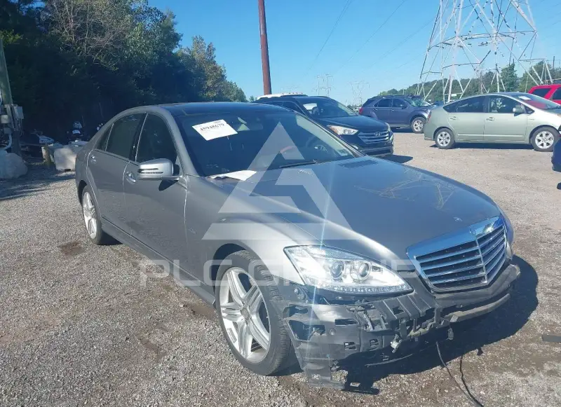 2012 Mercedes Benz S 550 фото