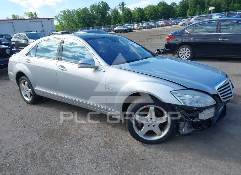 2012 Mercedes Benz S 550 photo