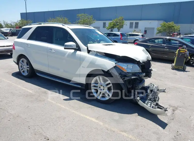 2012 Mercedes Benz ML 350 photo