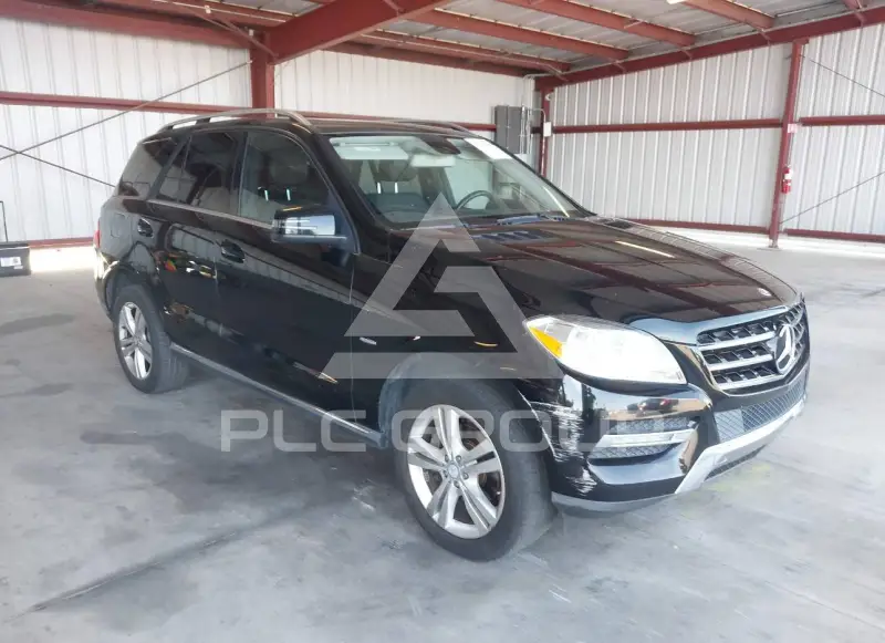 2012 Mercedes Benz ML 350 photo