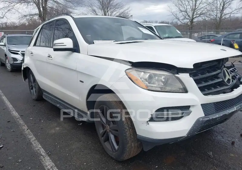 2012 Mercedes Benz ML 350 photo