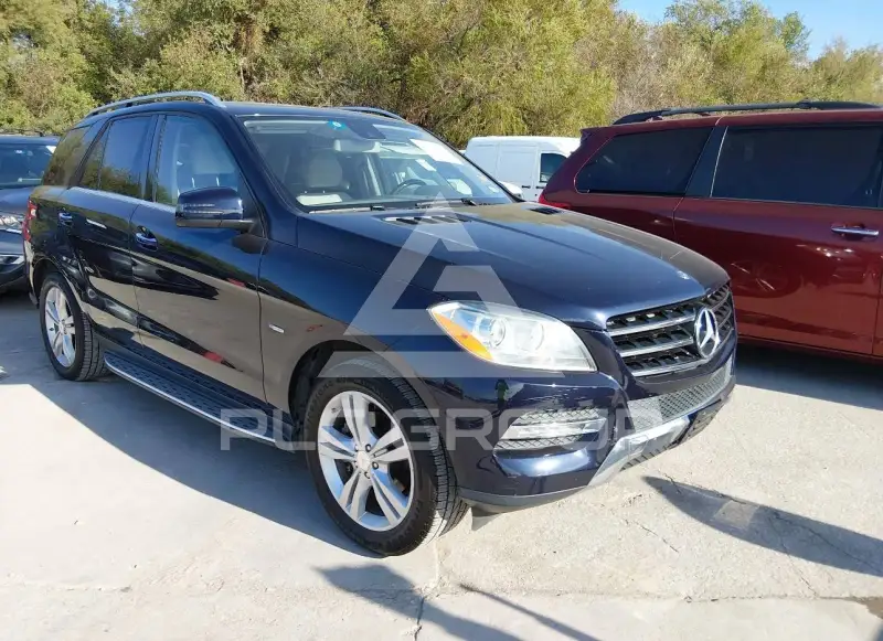 2012 Mercedes Benz ML 350 фото