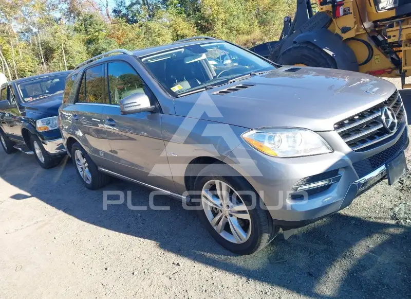 2012 Mercedes Benz ML 350 фото