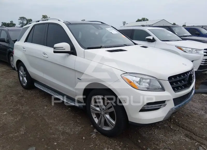 2012 Mercedes Benz ML 350 photo