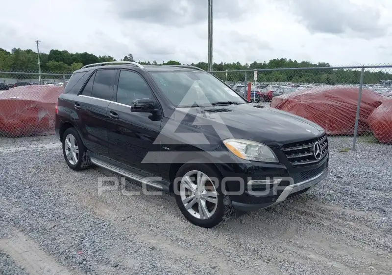 2012 Mercedes Benz ML 350 фото