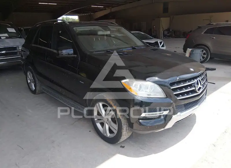 2012 Mercedes Benz ML 350 photo