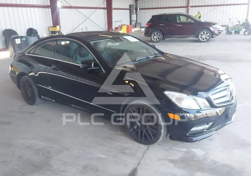 2012 Mercedes Benz E 550 photo