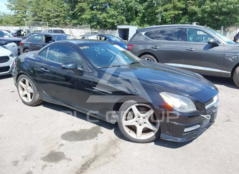 2012 Mercedes Benz SLK 350 photo